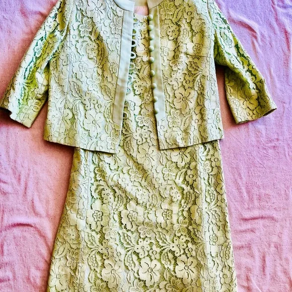 Vintage 60s Women’s 2 Piece Green Lace Dress Matching Cropped Jacket Size S/M - Picture 1 of 14